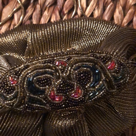 Vintage Le Regale Lamé fabric w/beaded top closure - Picture 3 of 7